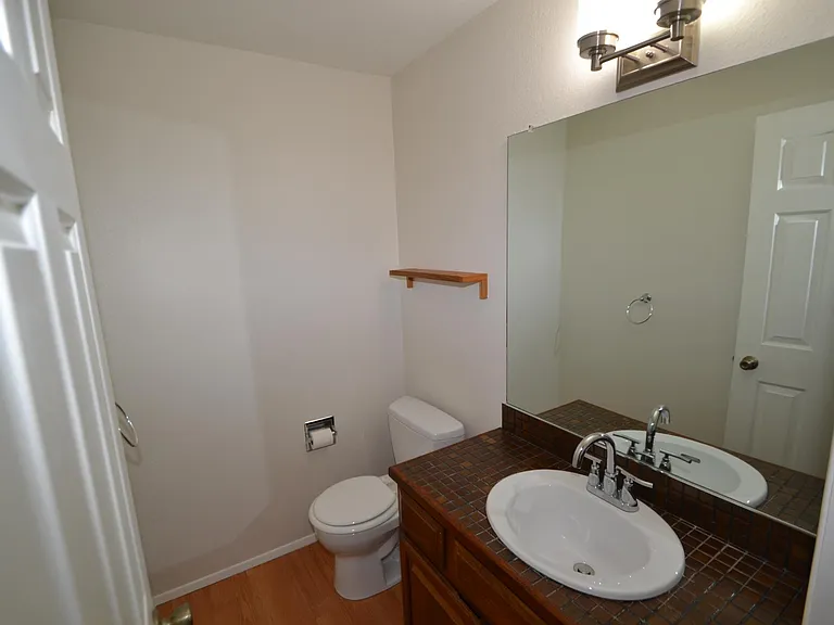 1520 15th Ave E #24 — Photo 15