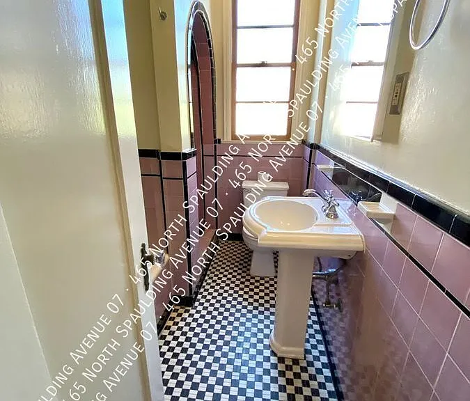 465 N Spaulding Ave #7 — Photo 6