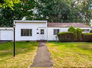 287 Taft Rd, River Edge, NJ 07661
