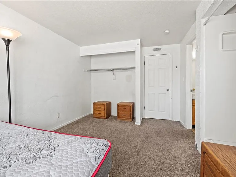 724 W 1720 N #103 — Photo 17