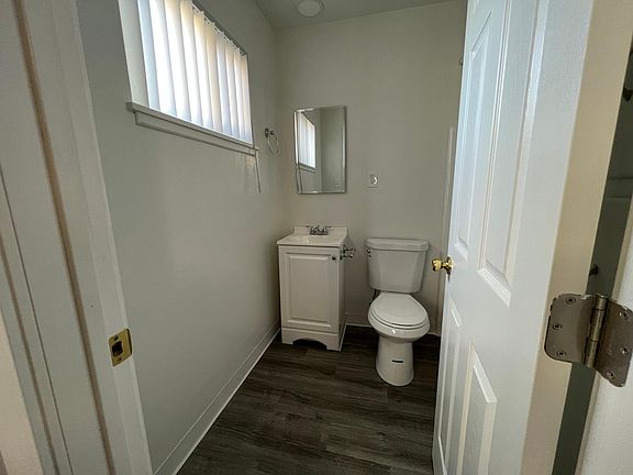 4th image of 2909 Marconi Ave #D1a868965
