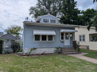 1720 28th St, Rock Island, IL 61201