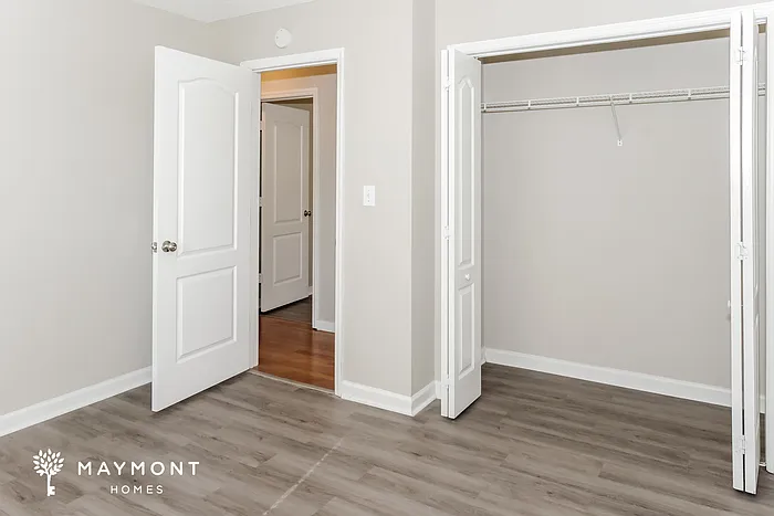 207 Cedar Creek Cir — Photo 9