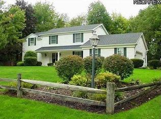 541 Cobblestone Rd, Aurora, OH 44202