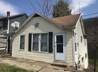 416 Elk St, Franklin, PA
