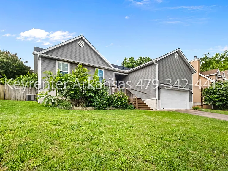 2943 E Setter St — Photo 28