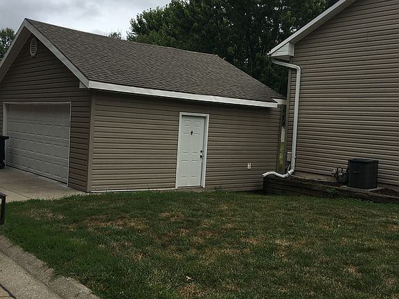 3rd image of 6109 Arabian Ln