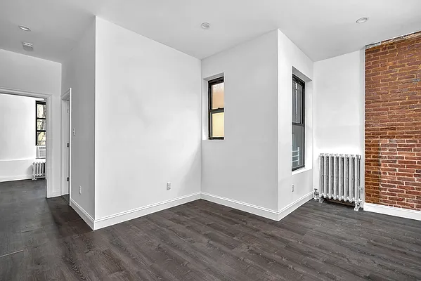 Rented by Imperial Property Advisers | media 3