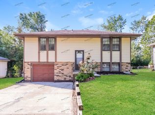 7605 E 119th Ter, Grandview, MO 64030