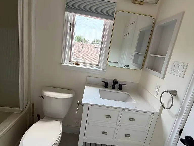 19 Dunsfold Dr #3 — Photo 5