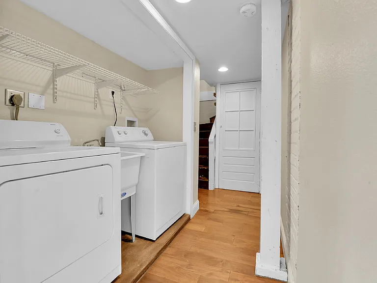 2245 S Franklin St — Photo 28
