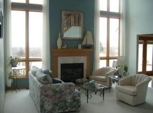 7246 SW Indian Hills Rd, Wakarusa, KS 66402