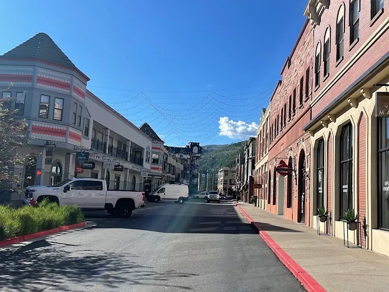 166 Main St — Photo 13