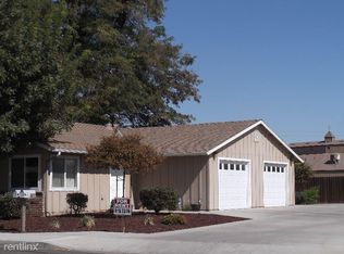 1769 Emma Lee Ln APT B, Hanford, CA 93230