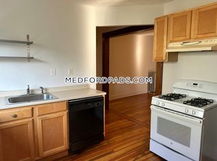 23 Renfrew St, Medford, MA 02155