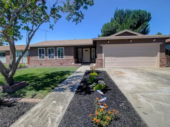 22 Willow Glen Ave, Oakdale, CA 95361