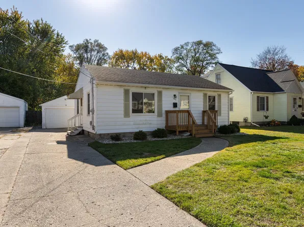 900 Royal Oak St SW, Wyoming, MI 49509