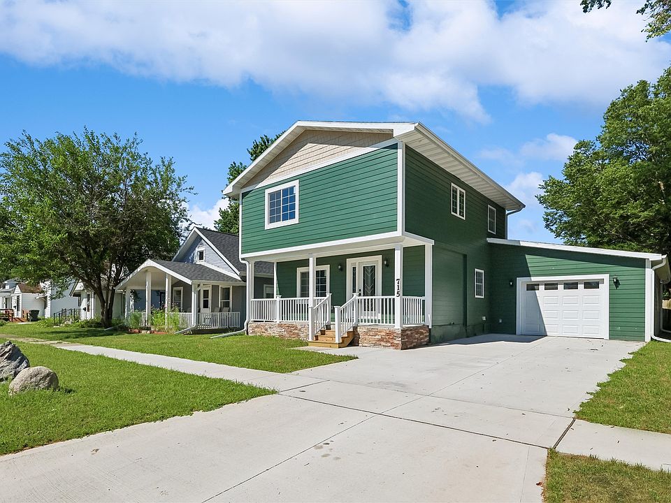 1st image of 715 5th St
