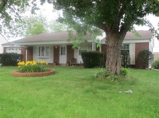 751 Governor Rd, Valparaiso, IN 46385