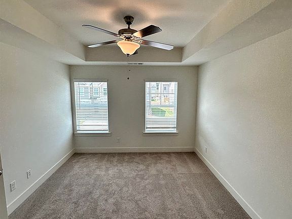 3rd image of 5863 Greystone Dr