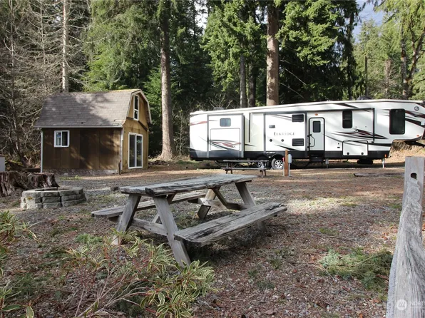 55522 315th Avenue E, Ashford, WA 98304