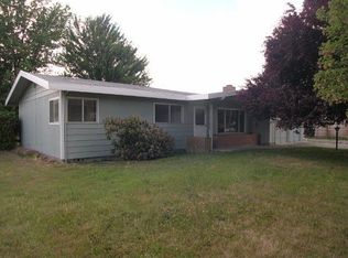 1634 Medart Ln, Grants Pass, OR 97527