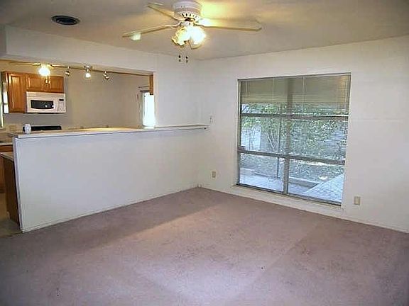 3rd image of 10446 Brockbank Dr
