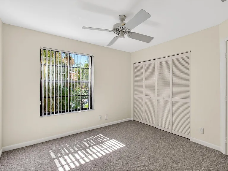 7865 La Mirada Dr — Photo 43