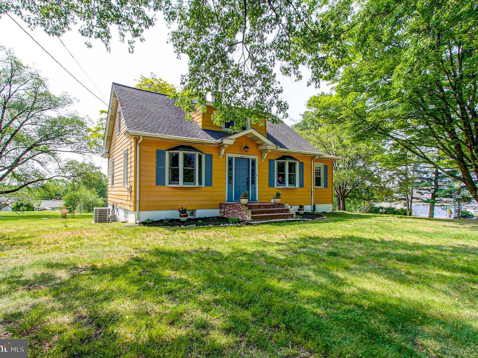 222 W Summit St, Souderton, PA 18964 Zillow