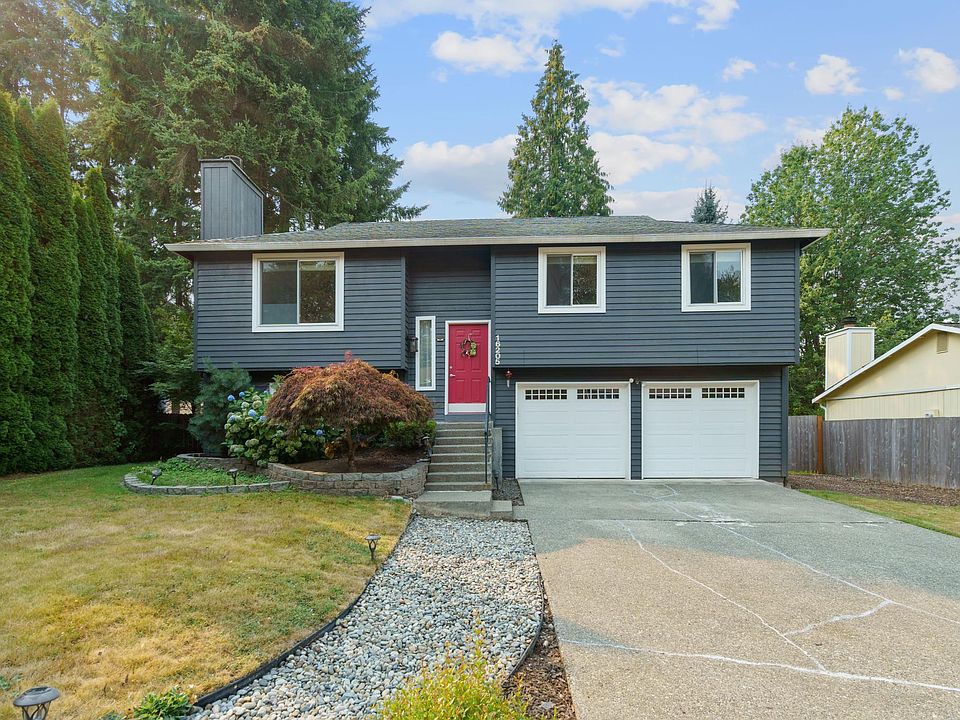 1st image of 16205 NE 109th St