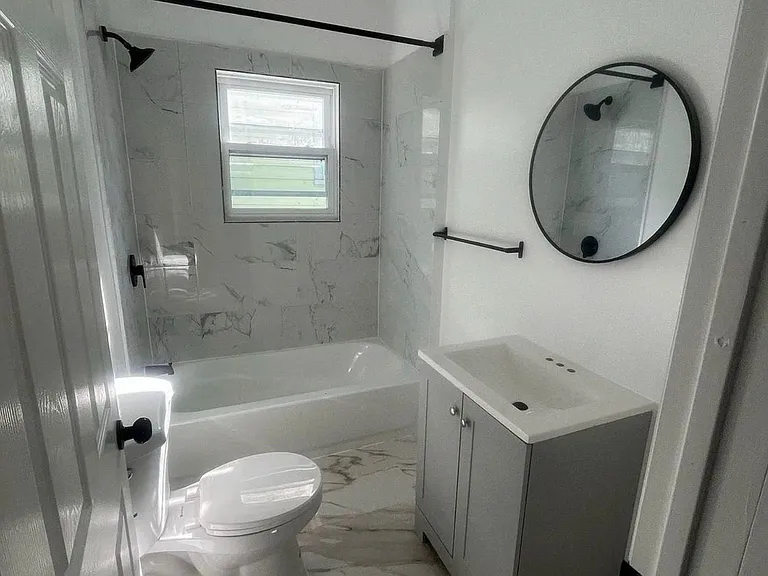 145 Vermont Ave #3 — Photo 3