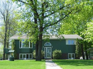 1214 Bygland Rd SE, East Grand Forks, MN 56721