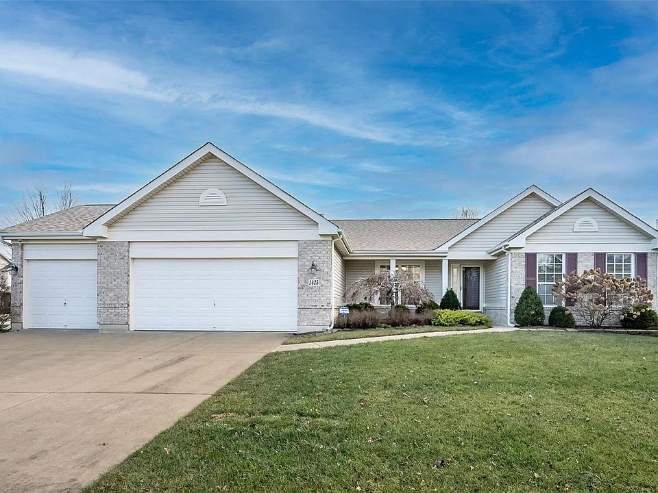 1st image of 1425 Wilkesboro Dr