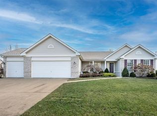 1425 Wilkesboro Dr, Dardenne Prairie, MO 63368