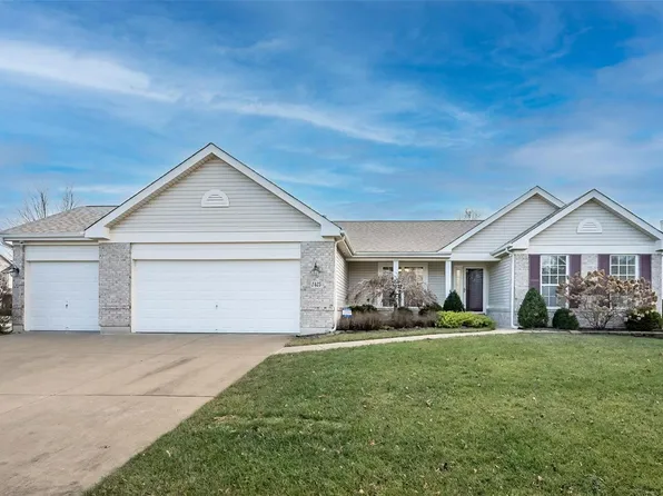 1425 Wilkesboro Dr, Dardenne Prairie, MO 63368