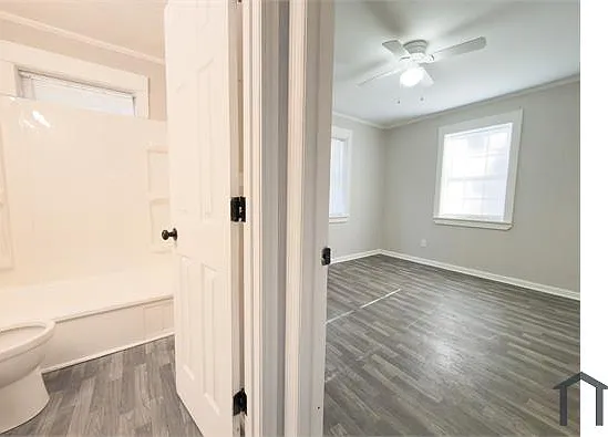 1913 Success St #B — Photo 12