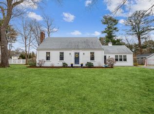 15 Hoover Rd, Hingham, MA 02043