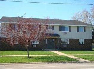 619 Kellogg Ave, Janesville, WI 53546