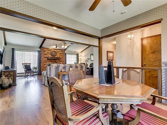 Formal Dining