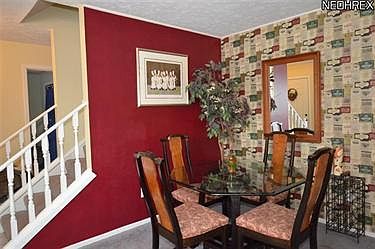 4th image of 4224 Berkeley Dr