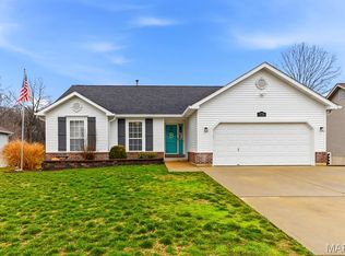 3735 Falcon View Dr, Arnold, MO 63010