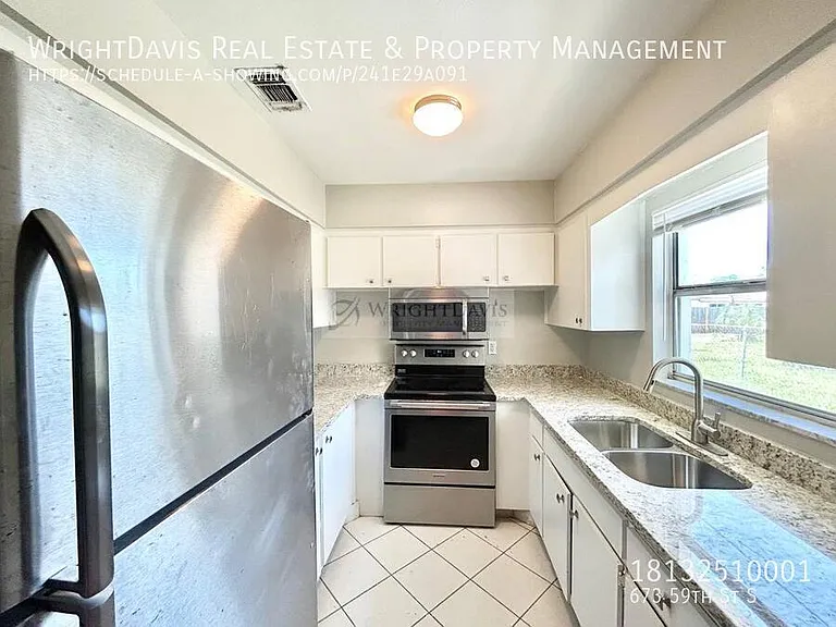 673 59th St S — Photo 11