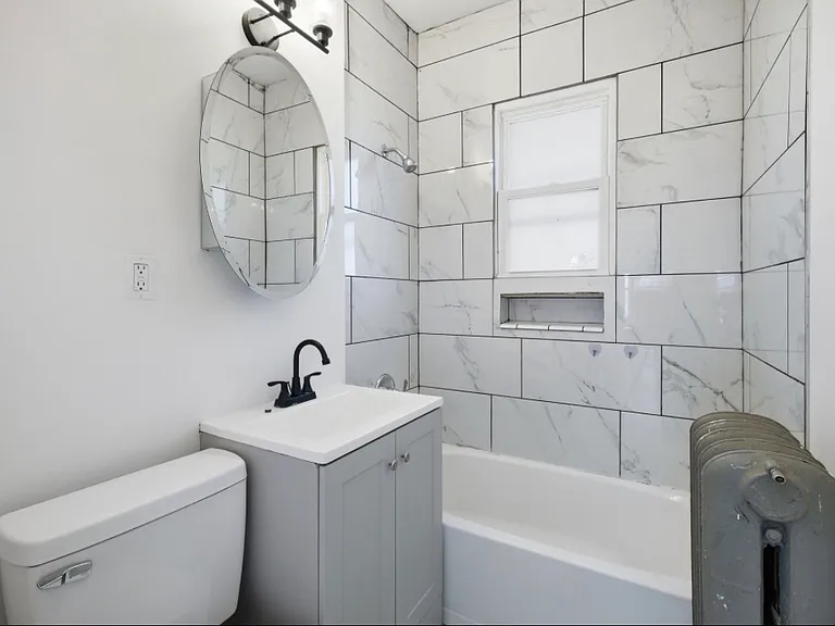 115 Baltimore St #2 — Photo 4