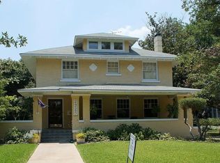 2325 Mistletoe Dr, Fort Worth, TX 76110