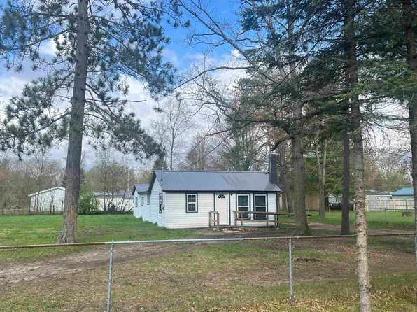 4311 N Oak Flats Rd, Harrison, MI 48625
