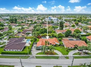 9360 SW 68th St, Miami, FL 33173