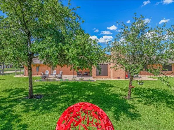 2308 Morningside Dr, Bryan, TX 77802
