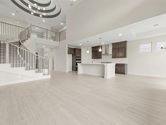 3rd image of 21211 Tarrant Hills Dr