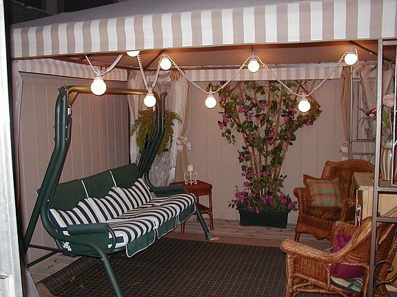 Patio Retreat off FamRm