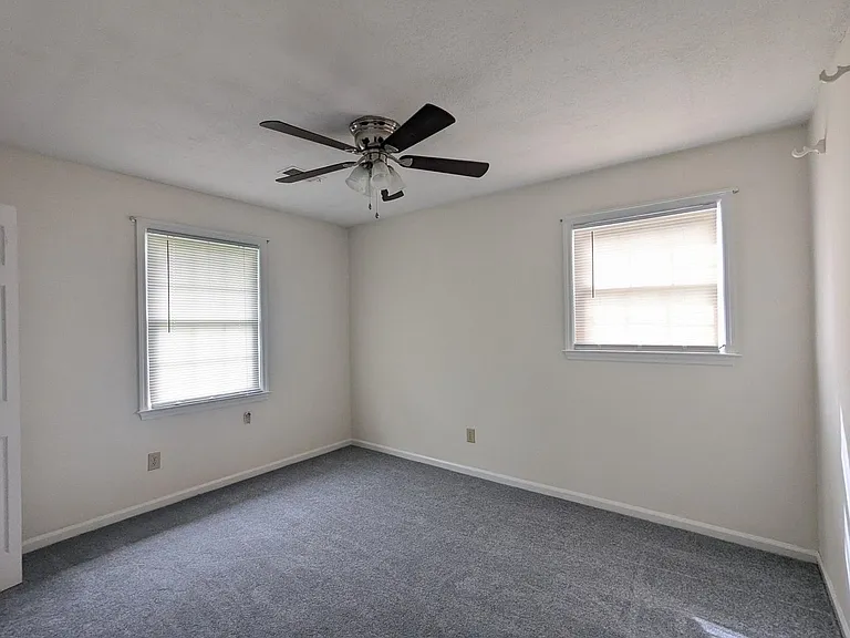 4356 Cheviot Dr — Photo 10
